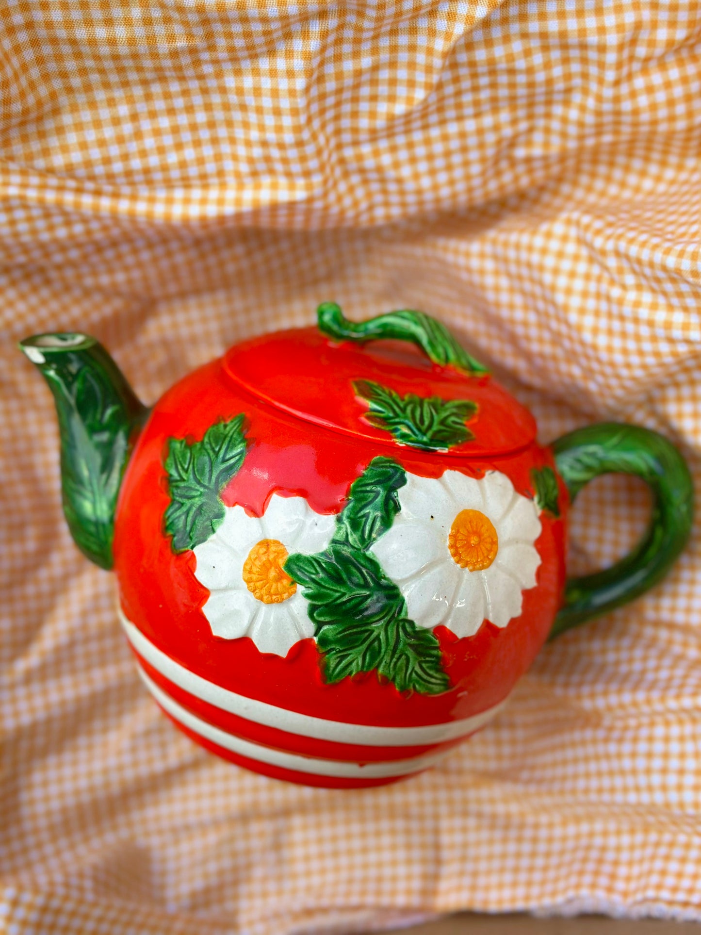 Vintage Strawberry (…or Tomato?) Teapot 🍓🍅 Teapot 🫖🌼