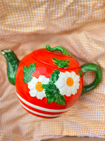 Vintage Strawberry (…or Tomato?) Teapot 🍓🍅 Teapot 🫖🌼