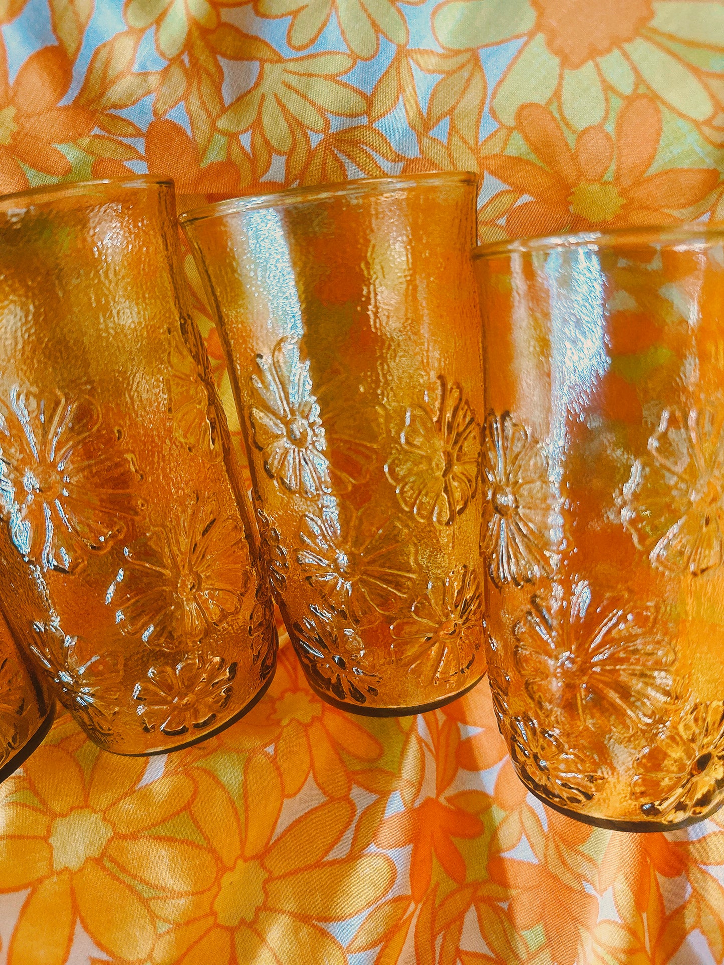 Spring Song Daisy Amber Juice Glasses 🌼✨