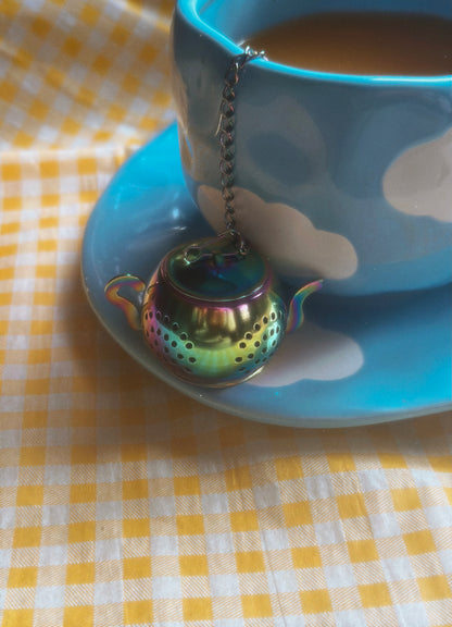 🫖 The Tiny Teapot: Whimsical Brew Buddy