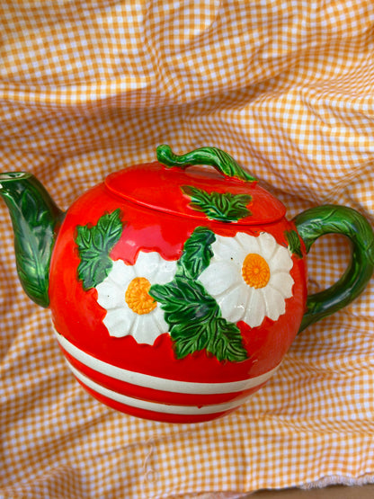 Vintage Strawberry (…or Tomato?) Teapot 🍓🍅 Teapot 🫖🌼
