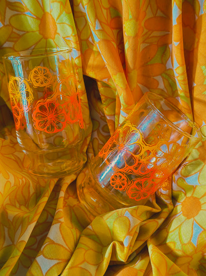 Set of 2 Vintage Libbey Retro Orange Stackable Small Juice/Shot Glasses 🍊✨