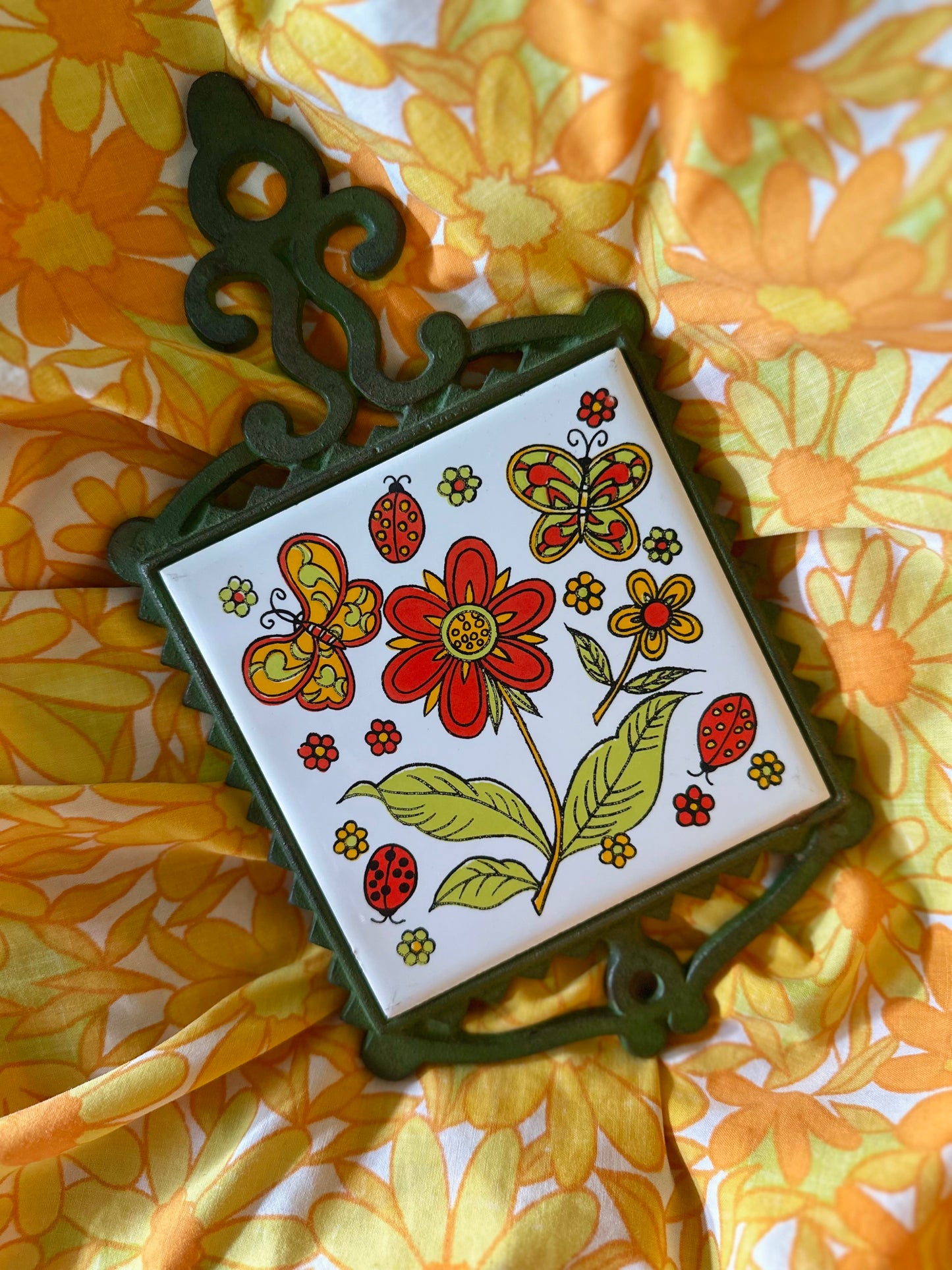Vintage Cast Iron & Tile Trivet Hot Plate 🌼🦋
